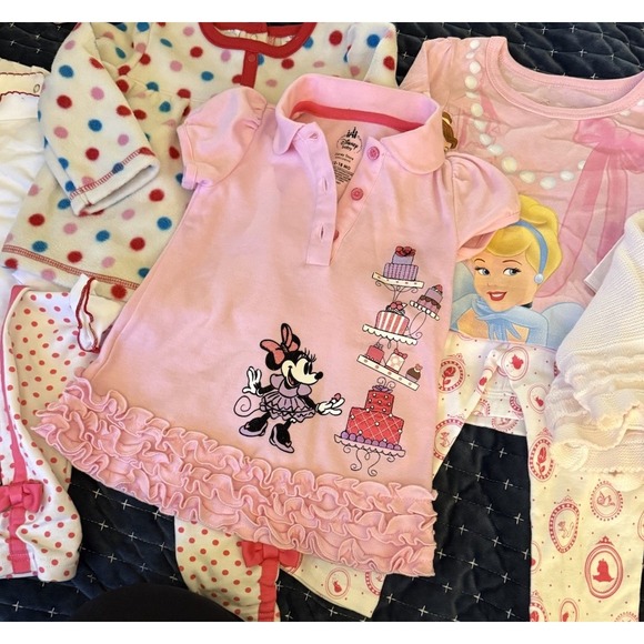 Disney Other - Disney Clothing 18 Mos Minnie Mouse Long Sleeve Disney Store Fleece Dots